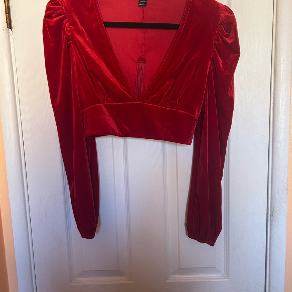 NWOT SHEIN 2 piece velour skirt set - Picture 2 of 9